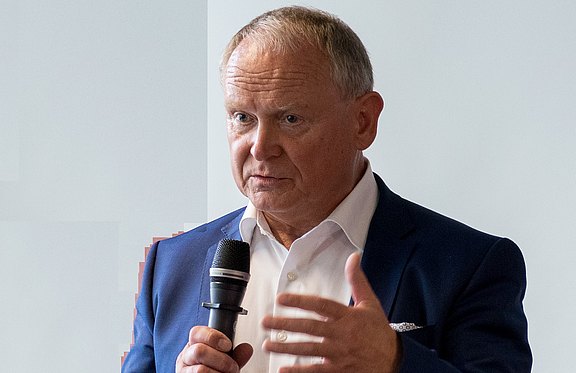 Prof. Dr. Klaus-Jürgen Grün, Philosoph und Zukunftsforscher