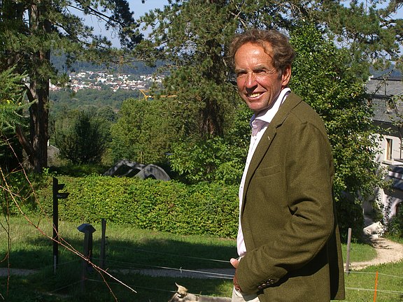 Dozent, Psychologe, Coach und Betriebswirt: Julian Christopher Kübler.